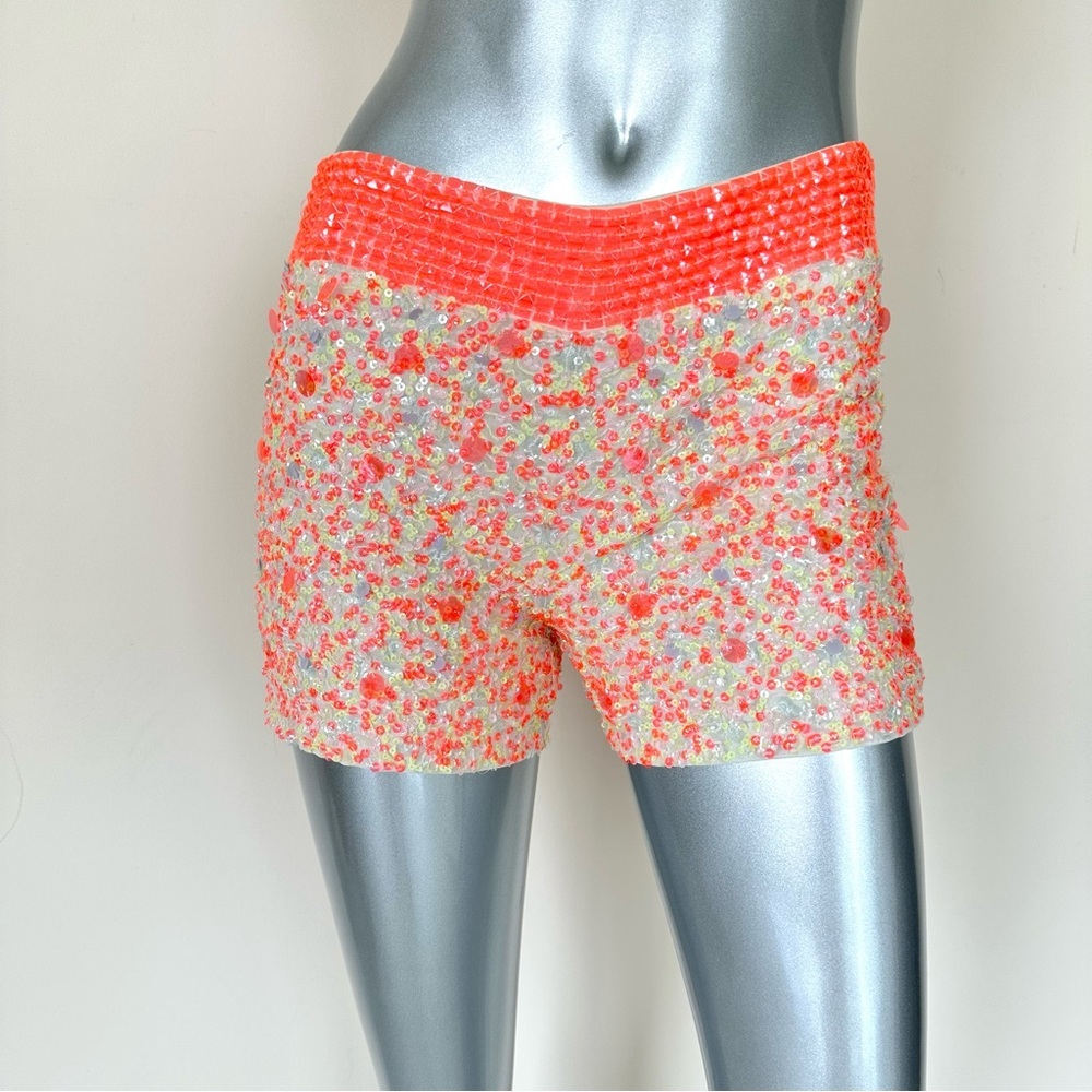 French Connection women shorts size 2 US NWT!!!